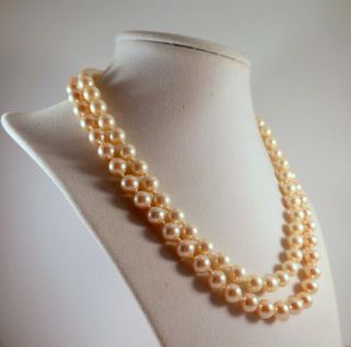 Vtg 80’s Monet Hand Knotted Cream & Blush Faux Pearls Goldtone 2 - Strand Necklace