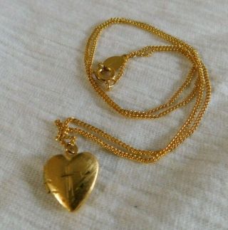Vintage 14k Gold Filled Etched Cross On Heart Photo Locket Signed 14k Gf