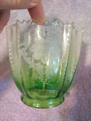 Georgeous Green To Crystal 4 Panals Antique Oil Lamp Shade With Etched Sunflow