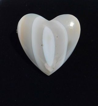 Vintage 1960s - 70s Pin Carved Agate Heart Brooch 1 - 3/8 " X 1 - 1/4 " X 1/8 "