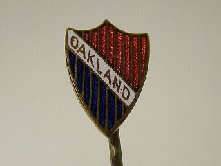 Vintage Oakland Enamel Buttonhole Badge Stick Tie Pin Motoring (713)