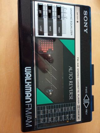 Vintage Sony Fm/am Walkman Cassette Player Wm - F18/f28 Japan.