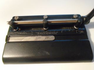 Vintage Master Products Mfg Co Steel 3 Hole Punch 325b Made Los Angeles Ca Usa
