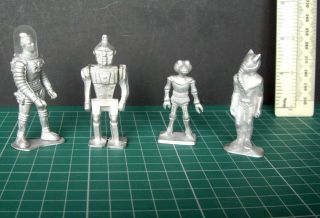 1990s Vintage Motion Master Miniatures Metal Space People & Robot Figures x 4 2