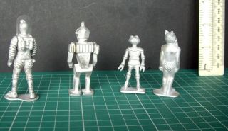 1990s Vintage Motion Master Miniatures Metal Space People & Robot Figures x 4 3