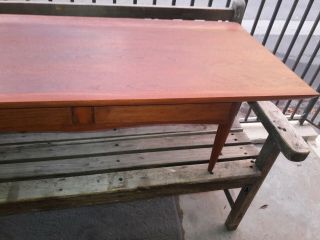 Mid Century 1962 surfboard walnut coffee table 3 drawers Refinished 3