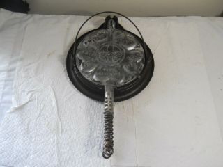 Antique Griswold Heart & Star Waffle Iron Waffle Maker 708 913 8 May 18 - 20 1920