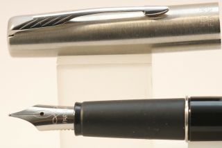 Vintage (1996) Parker Frontier Black Fine Fountain Pen With Chrome Trim