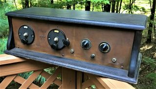 Antique Battery Tube Wood Table Radio - Ca 1925