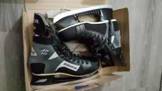 Bauer Air550 Ice Hockey Skates 9.  5.  Worn Once.  Vintage And