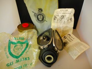 Vtg Acme Full - Vision Gas Mask No.  6 W/bags,  Paperwork & Chin Canister Military