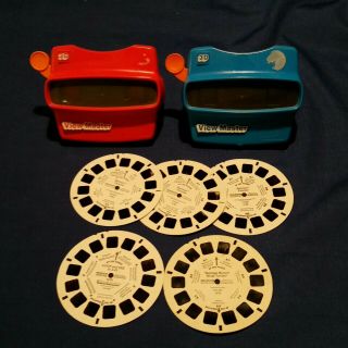 (2) Vintage Viewmaster 3d View - Master Viewer Toy With Slides 1red And 1blue