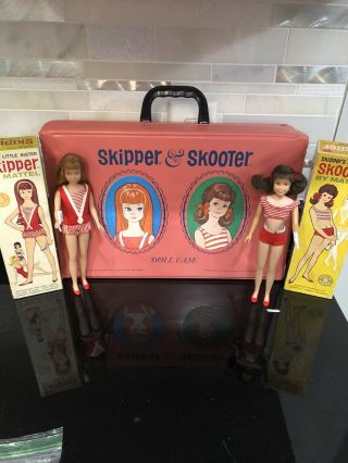 Vintage Redhead Skipper & Brunette Scooter Salmon Pink Case W/clothes Shoes Etc