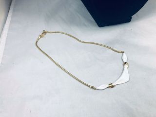 Vtg.  Crown Trifari White Carved Lucite Gold Tone Choker Necklace