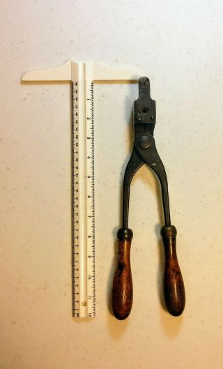 Vintage Winchester Bullet Mold 38 - 70 Single Cavity