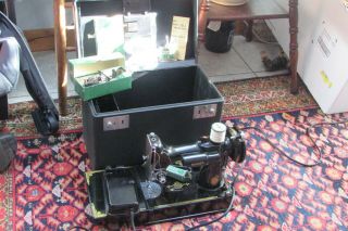 1950 Antique Singer 221 - 1 Featherweight Sewing Machine W/ Pedal Accessories Runs