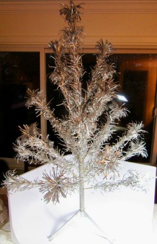 Vintage Mid Century 3ft,  3 " Aluminum Table Top Christmas Tree 26 Branch