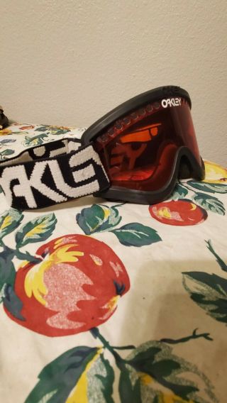 Oakley E Frame Snow Goggles Orange Lens Snowboard Ski Black Amber Vintage