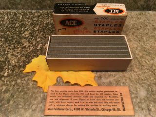 Vintage Ace Undulated Clipper No.  700 Complete 5000 Staples
