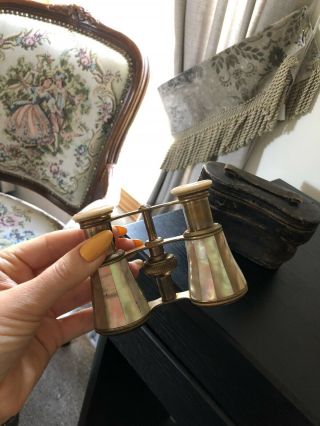 Latour Paris French Antique Mother Of Pearl With Brass Theater Opera Binoculars. 3