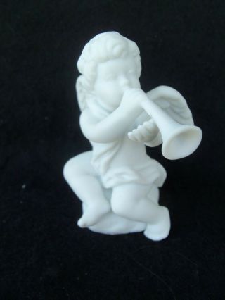 Vtg Nativity Angel Cherub With Horn White Porcelain Bisque 1989 Avon 3 1/2 "
