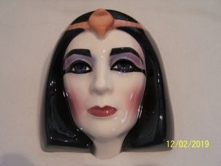 Vintage Clay Art Ceramic Wall Face Mask Of Elizabeth Taylor As " Cleopatra ".