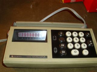 Vintage Sanyo Calculator Model Icc - 811 120v And Corded