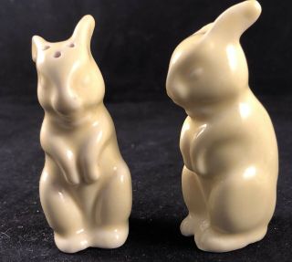 Vintage Ceramic Yellow Bunny Rabbit Salt And Pepper Shaker Easter Set