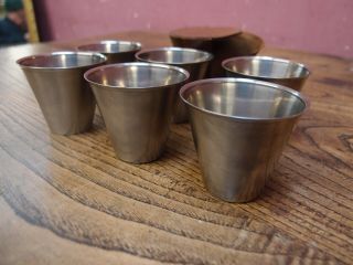 SET of SIX VINTAGE STAINLESS STEEL SHOT STIRRUP CUPS IN LEATHER CASE RIA DENMARK 2