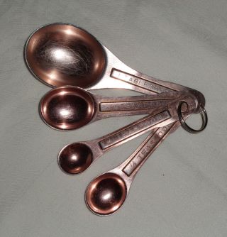Vtg Set 4 Aluminum Metal Measuring Spoons Copper Color On Ring - Euc - Japan