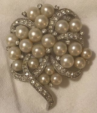 Vintage Estate Marvel Pin Brooch Faux Pearl Rhinestone Intricate Design Marked