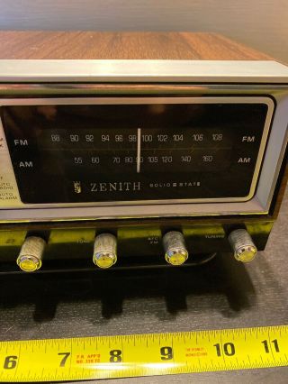 ✅ Vintage Zenith Model H472W Solid State AM/FM Alarm Clock Radio 2.  C5 2