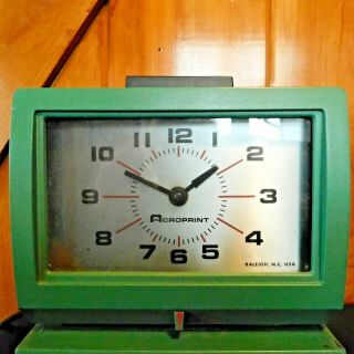 Vintage ACROPRINT TIME RECORDER CO.  / MODEL 125NRH TIME CLOCK with KEYS. 3