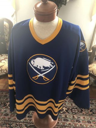 Royal Vintage Buffalo Sabres Mens Ccm Hockey Jersey Size Xxl Blank