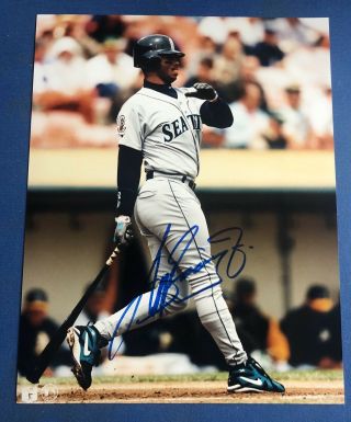 Ken Griffey,  Jr. ,  Seattle Mariners,  Signed Auto Autographed Photo 8x10 W/.
