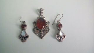 Sterling Silver Vintage Style Amber Pendant & Earrings