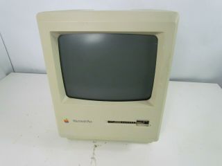 Vtg Macintosh Plus 1mb Apple Computer.