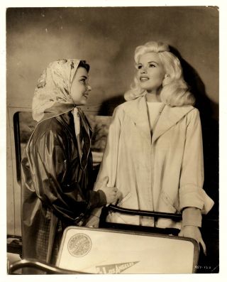 Vintage Photo Jayne Mansfield & Joan Collins In The Wayward Bus Movie Press 1957