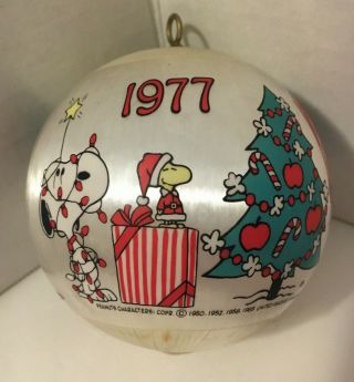 Vintage 1977 Christmas Peanuts Schulz Snoopy Charlie Brown Satin Ball Ornament