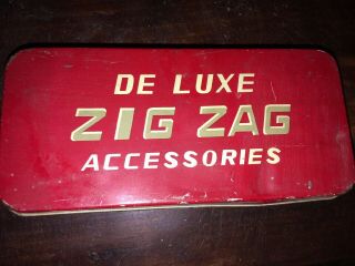 Vintage De Luxe Zig Zag Accessories Tin Box - Sewing Machine Pattern Kit Box
