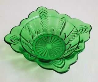 Vintage Square Green Pressed Glass Candy/nut Dish " Starburst " Pattern