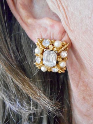 Authentic Vintage Gold Tone Door Faux Pearl & Rhinestone Earrings Pierced
