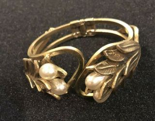Vintage 1950’s Clamper Gold Tone Bracelet With Faux Pearl Leaves
