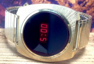 Vintage Mintron Red Led Digital Mens Quartz Watch In Order (e36)
