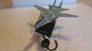F 15 Military Usaf Jet Fighter Aircraft Model With Mini Helmet