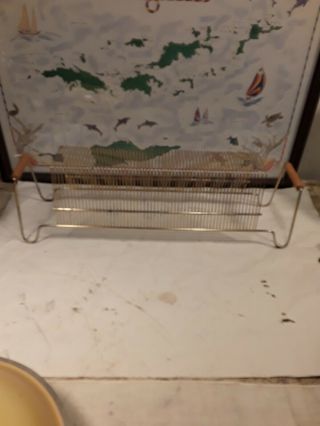 Vintage Retro 60 Slot Record Holder Gold Wire Rack Stand