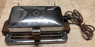 Vintage 1940’s Dominion Electric Waffle Iron Maker Model 1210a Chrome