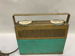 Vintage Motorola Model 52b12 Portable Radio (a6)