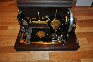 Antique Jones Hand Crank Sewing Machine Family Cs Early 1900s Wood Case