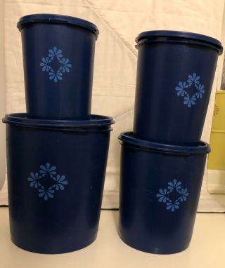 Vintage Tupperware 4 Canister Set With Lids